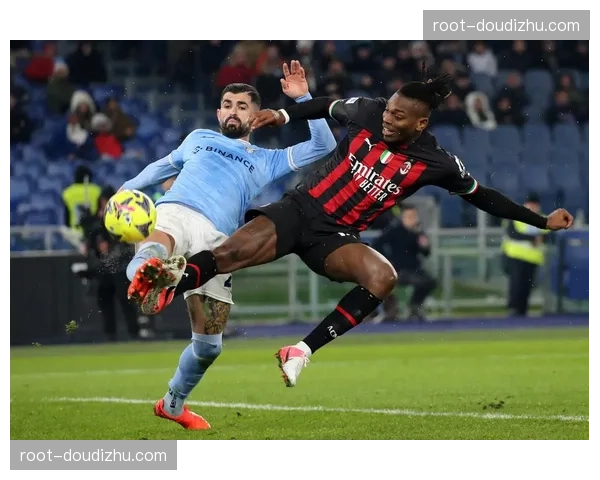 莱奥挑射扳平展现个人能力 葡萄牙边锋状态稳定