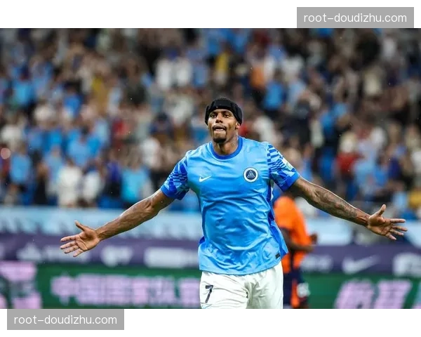 青岛海牛三连败深陷降级区 攻防两端均需系统性调整